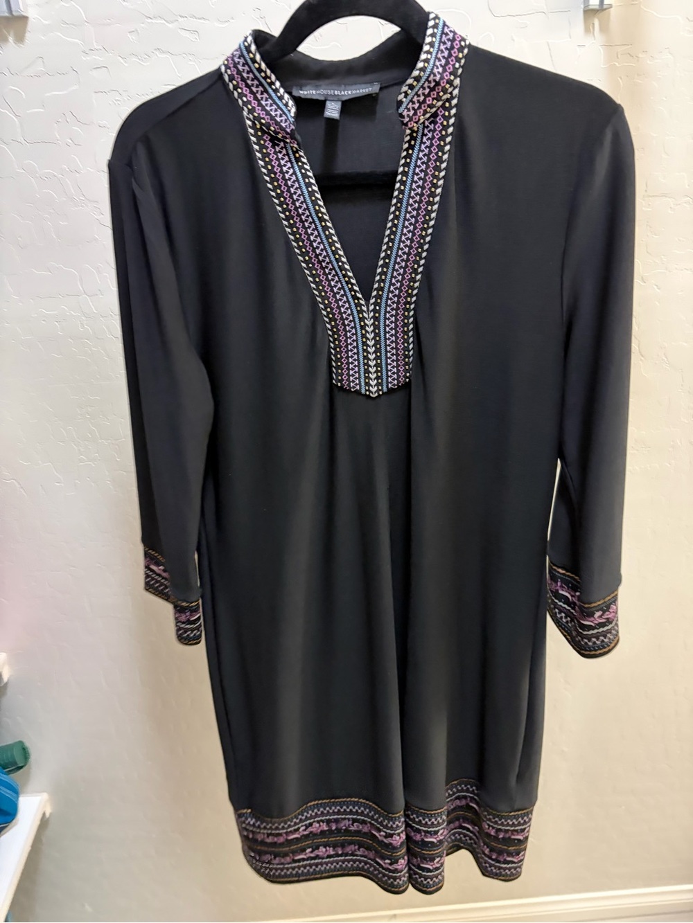 White House Black Market Black Embroidered V-Neck Women’s Tunic Dress